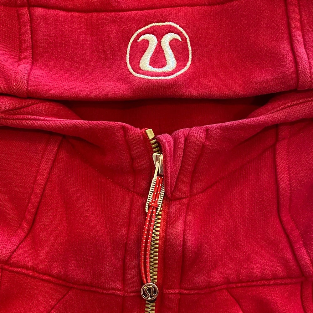 lululemon athletica Red Lunar New Year collection Full-Zip Hoodie - Picture 3 of 9